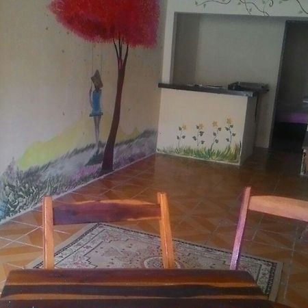 Hostel Guara กวารามีรันกา ภายนอก รูปภาพ
